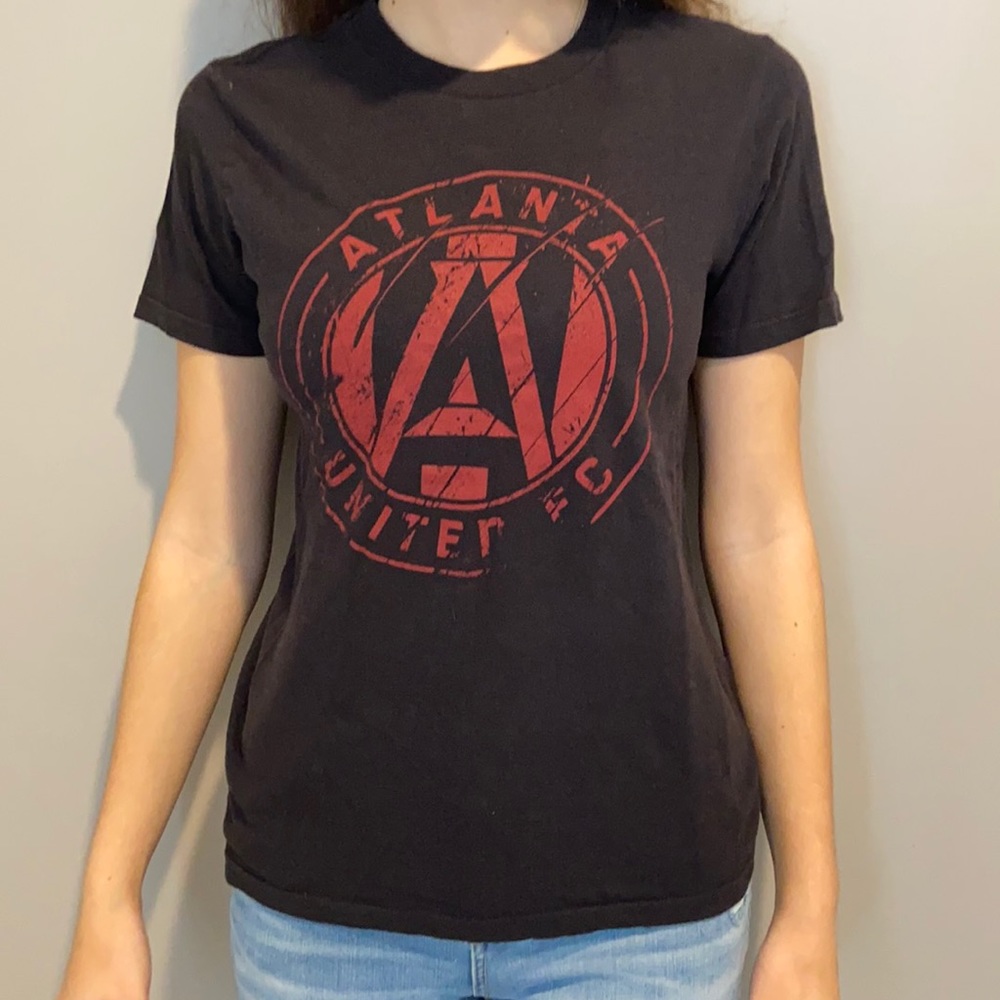 Black and Red Atlanta United Fitted Tee